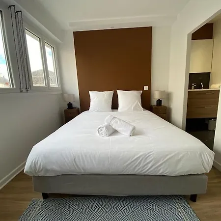 40m² Cosy Neuf Garage Prive / Pasteur Apartment