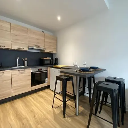 Apartment 40m² Cosy Neuf Garage Prive / Pasteur Chamalieres